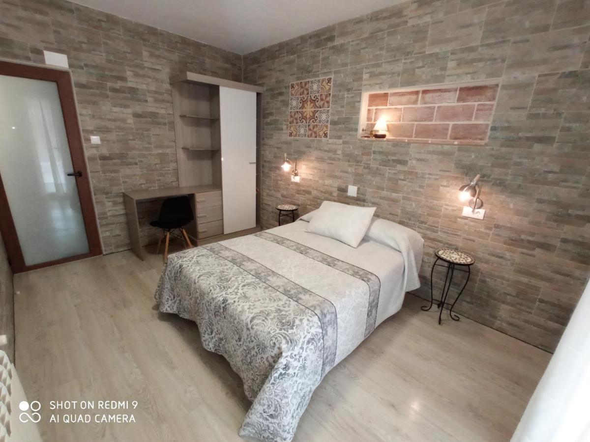Apartamentos La Casona De Ezcaray Con Terrazas Y Patios Individuales Exterior photo